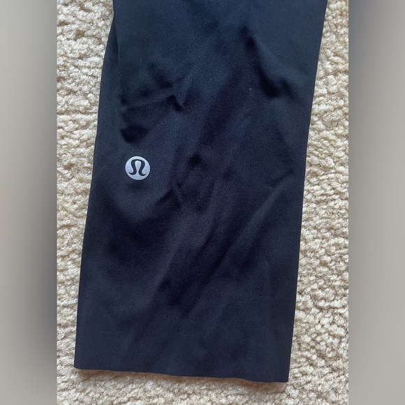 Lululemon size 2 black Fast Free Capri leggings - Picture 5 of 5